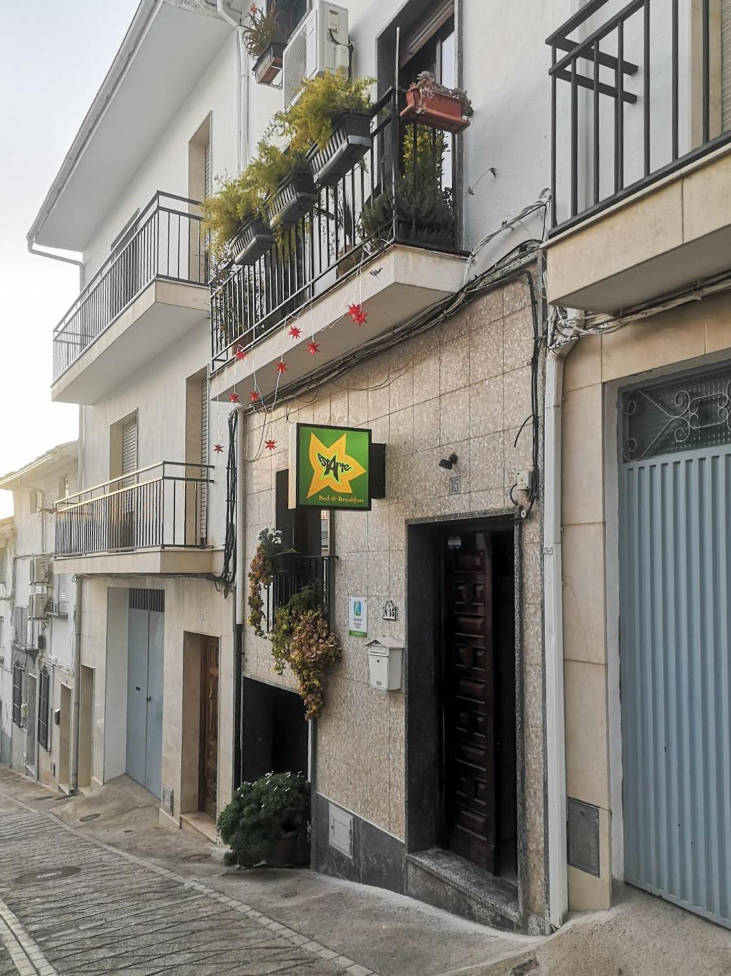 Astarte Guesthouse Castillo de Locubín 外观 照片